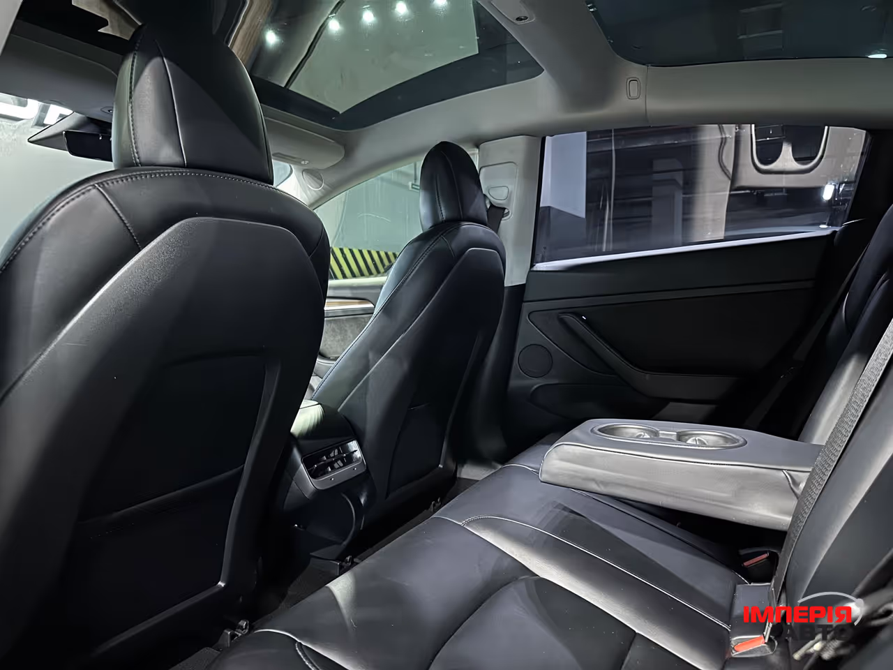 Tesla Model 3 - фото 13