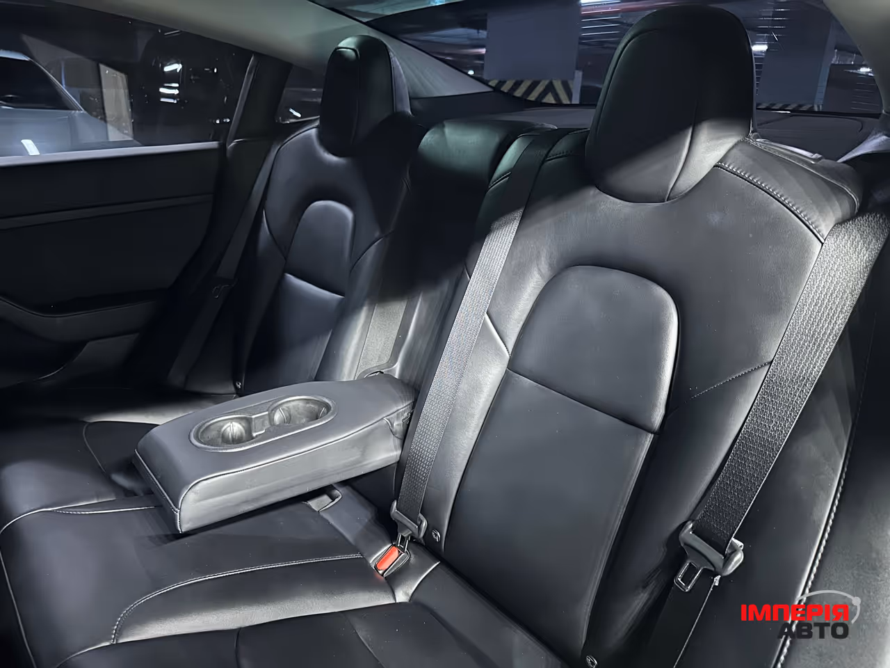 Tesla Model 3 - фото 11