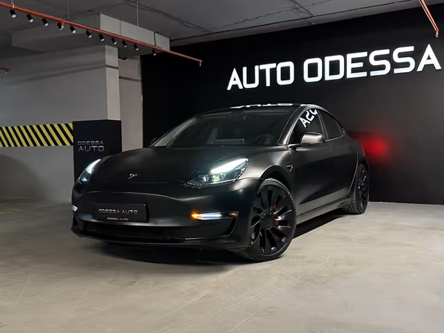 Tesla Model 3 - фото 2