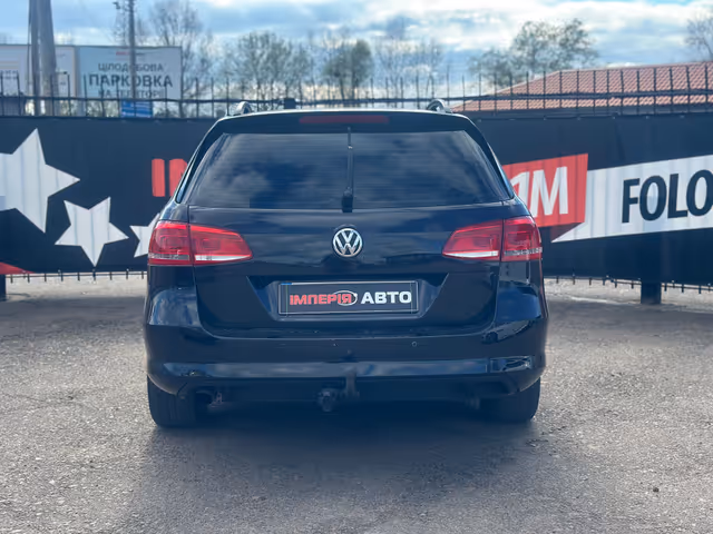 Volkswagen Passat - фото 5