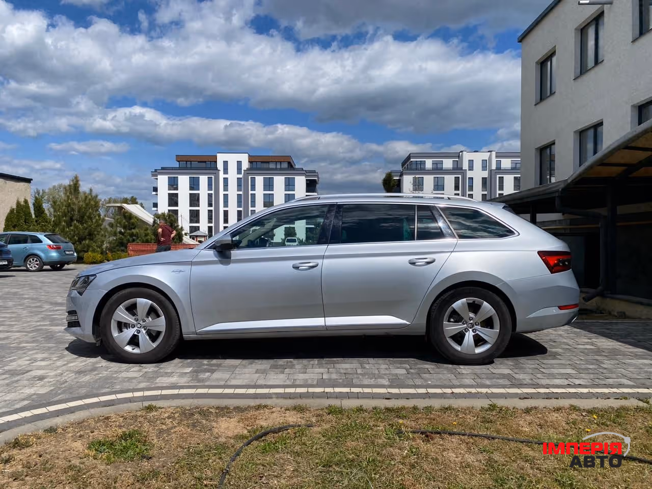 Skoda Superb - фото 7