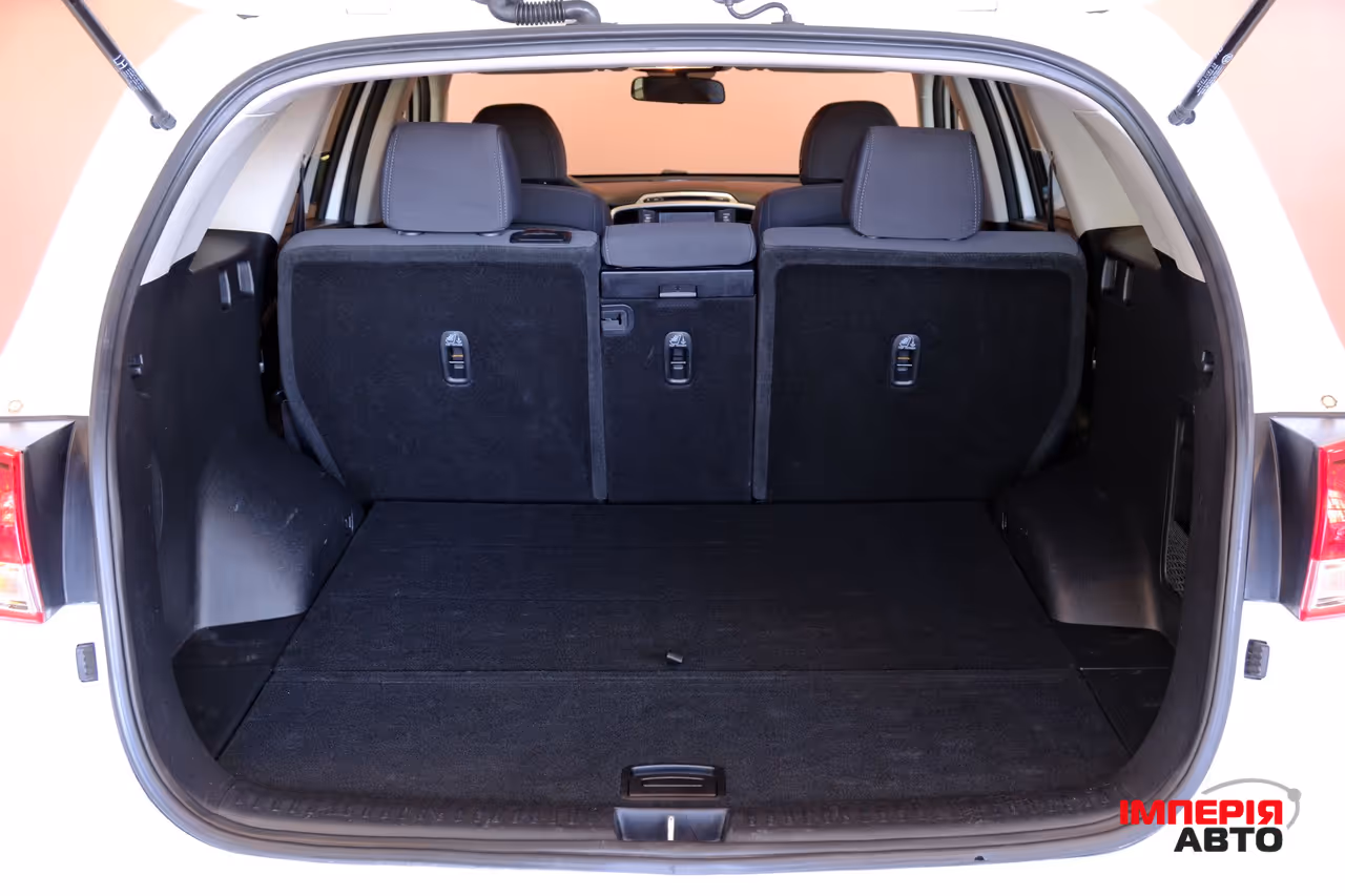 Kia Sorento - фото 9