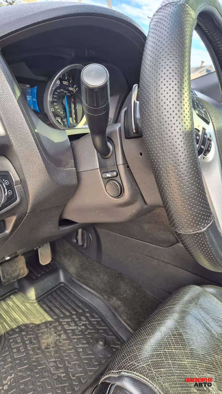 Ford Explorer - фото 19