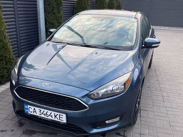 Ford Focus - фото 1