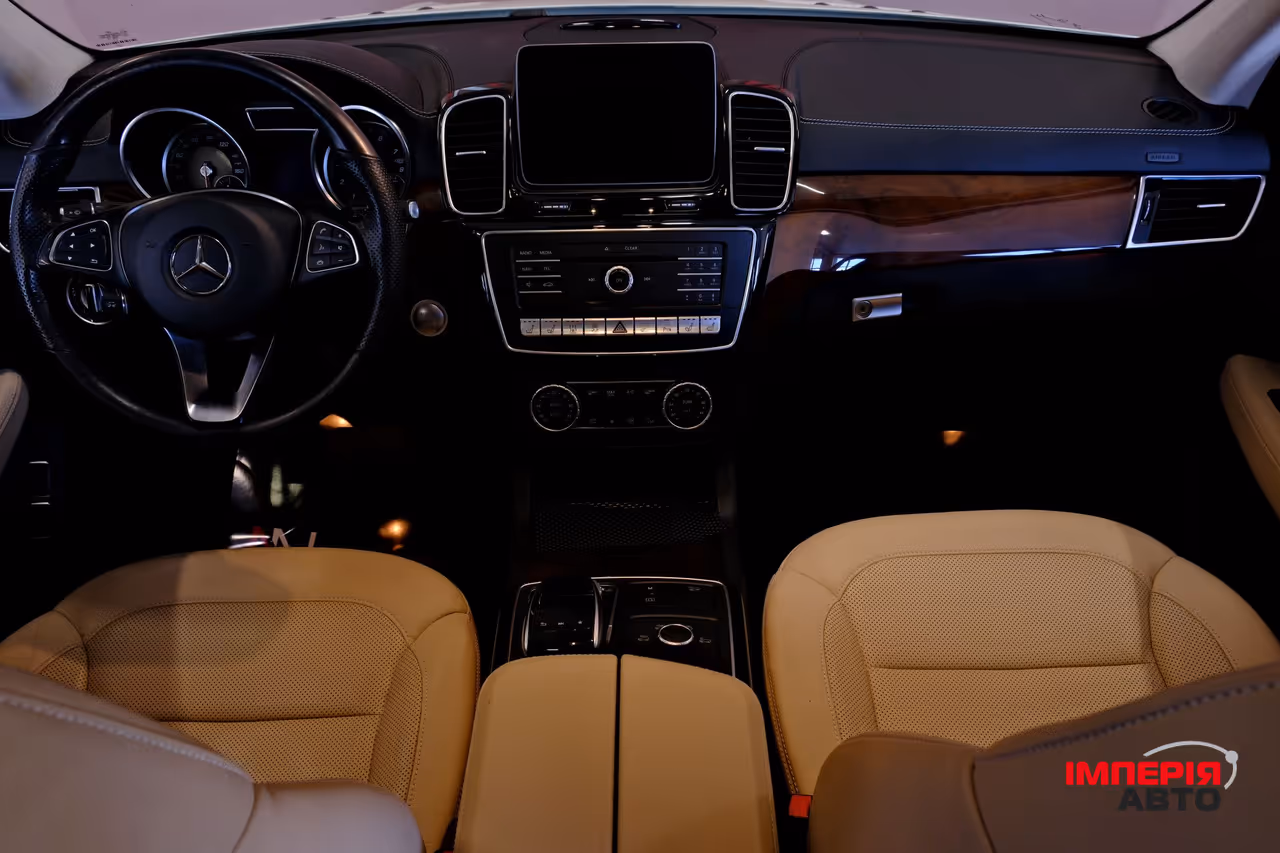 Mercedes-Benz GLE - фото 7