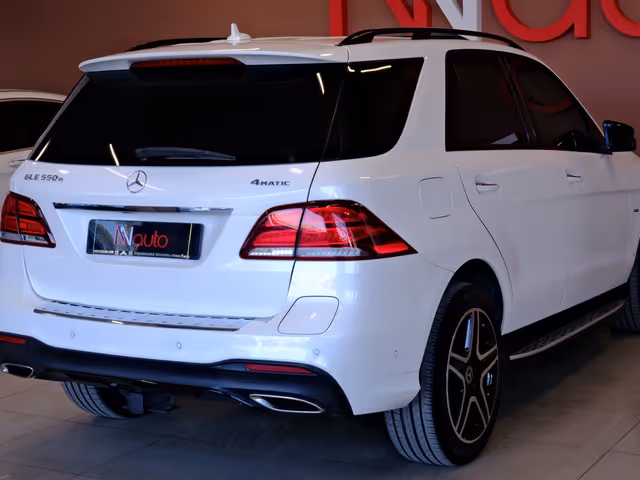 Mercedes-Benz GLE - фото 5