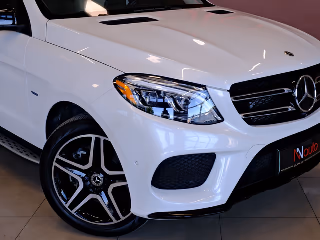 Mercedes-Benz GLE - фото 3