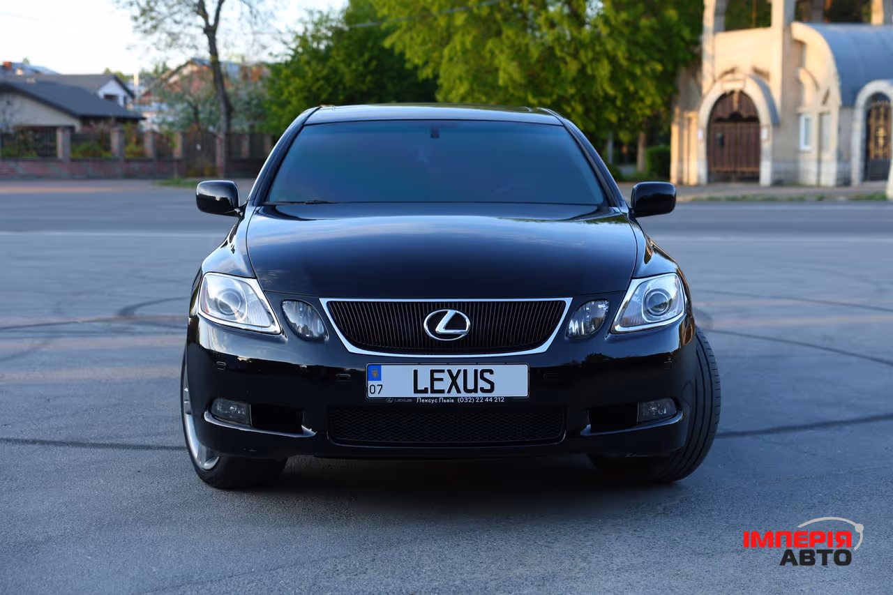Lexus GS - фото 3