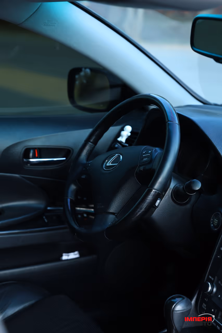 Lexus GS - фото 16
