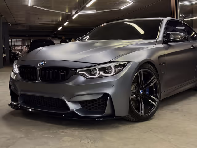 BMW M4 - фото 5