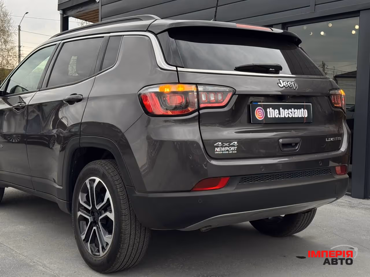 Jeep Compass - фото 27