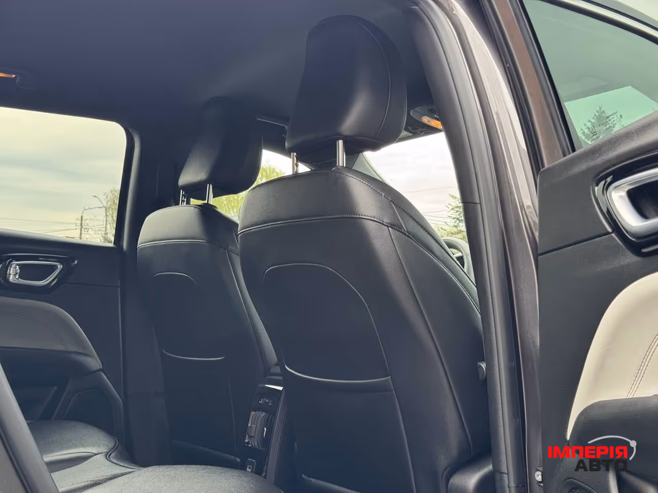 Jeep Compass - фото 67