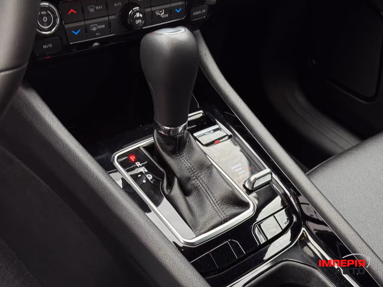 Jeep Compass - фото 36