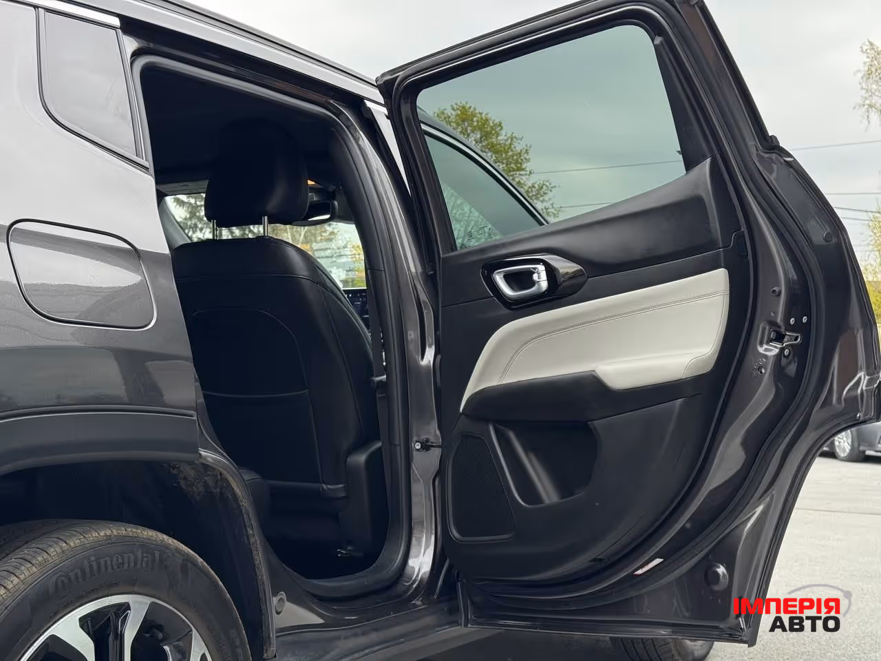 Jeep Compass - фото 64