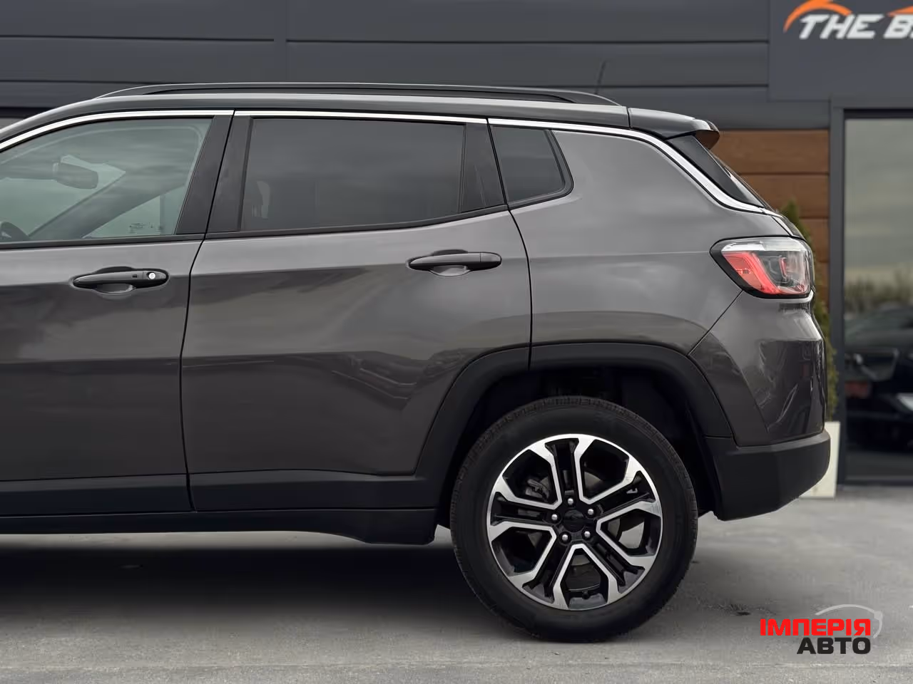 Jeep Compass - фото 19