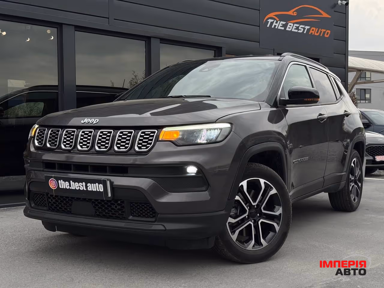 Jeep Compass - фото 2