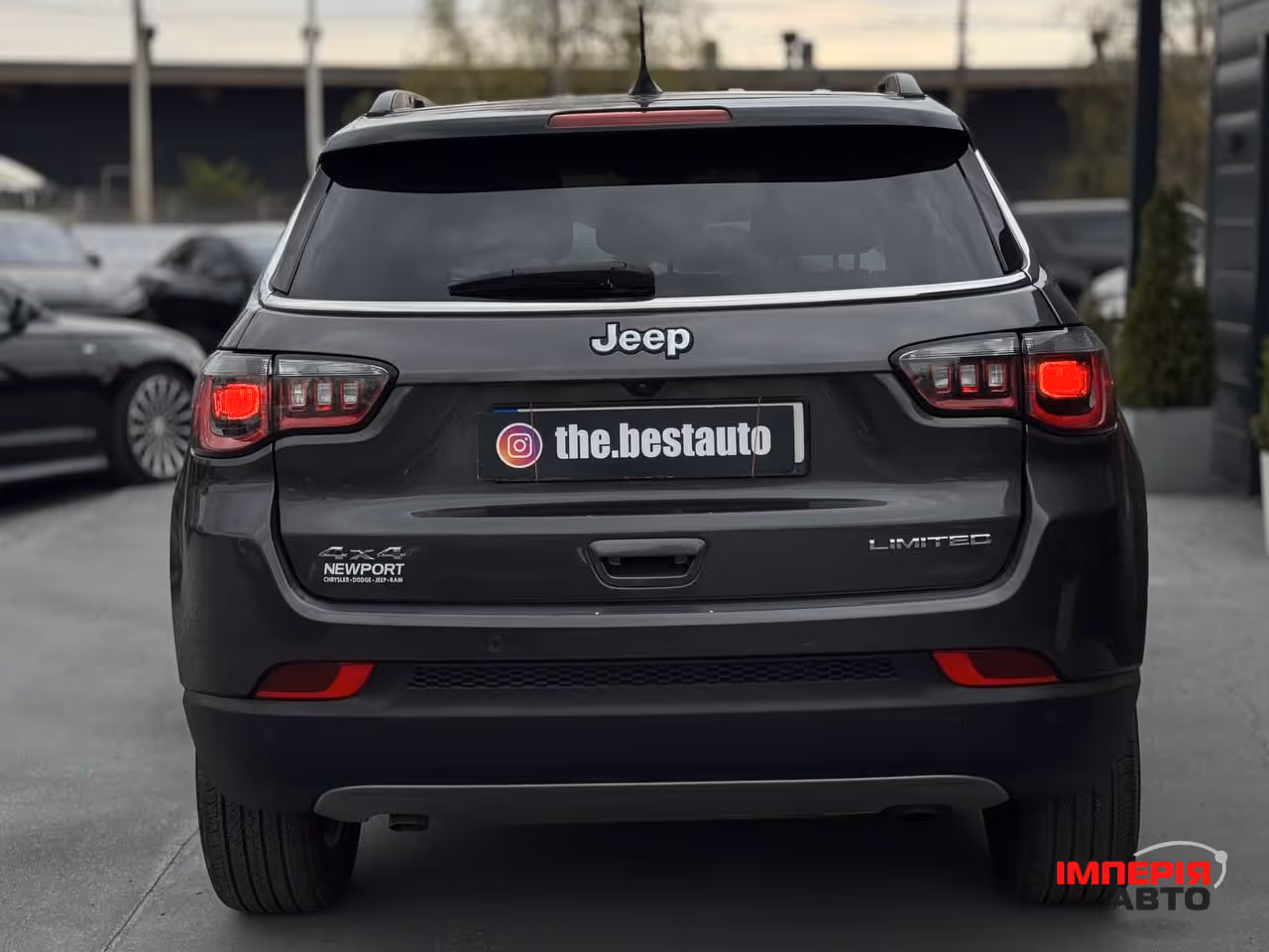 Jeep Compass - фото 20