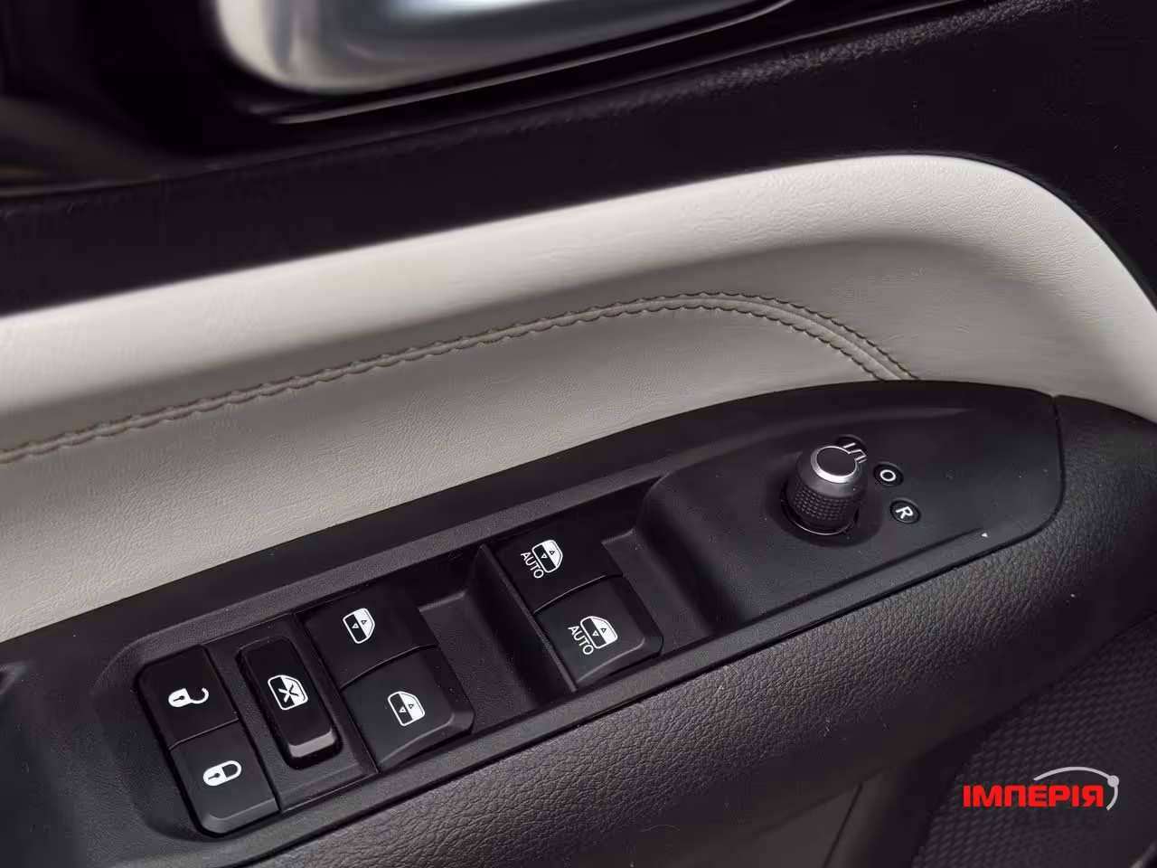 Jeep Compass - фото 31