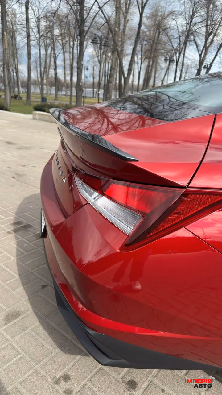 Hyundai Elantra - фото 30