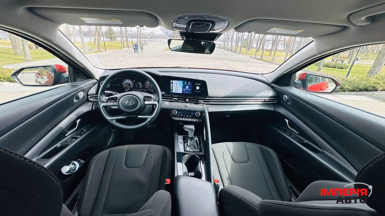 Hyundai Elantra - фото 5