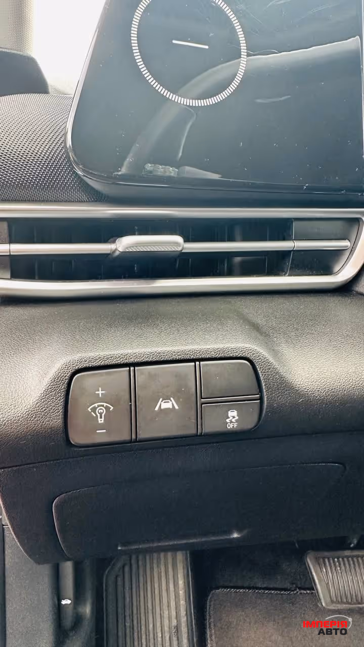 Hyundai Elantra - фото 24