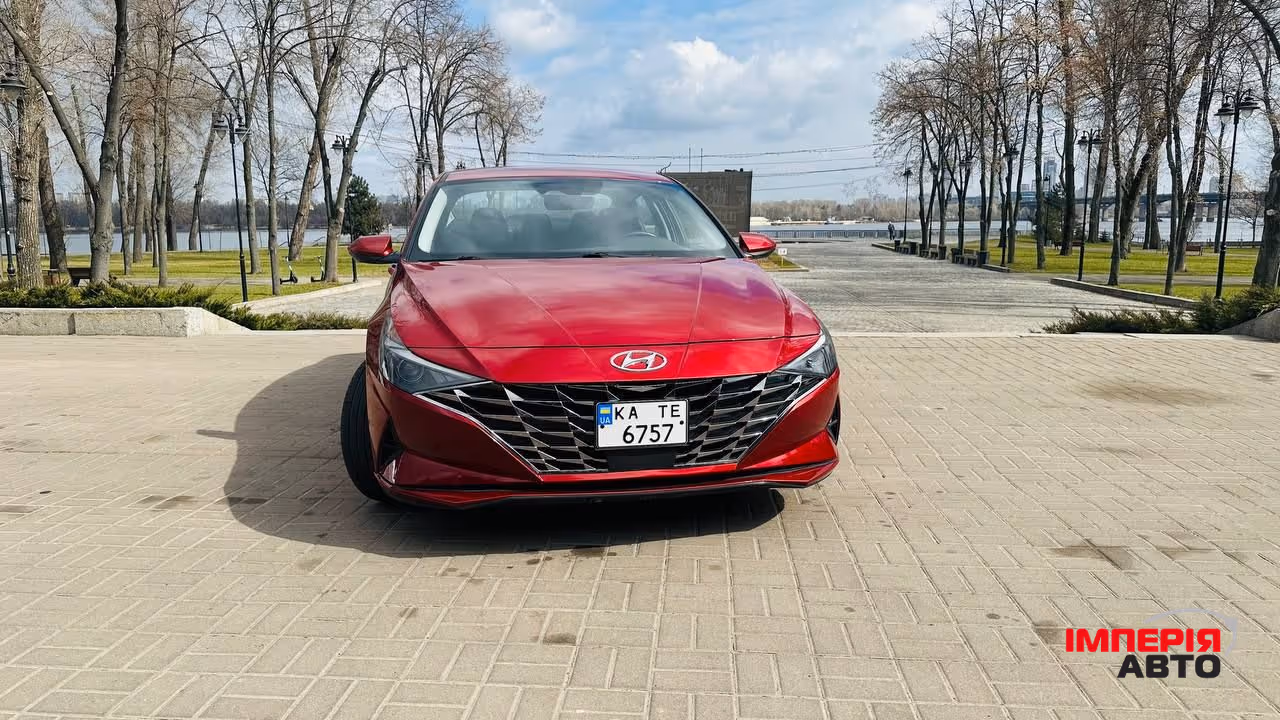 Hyundai Elantra - фото 6