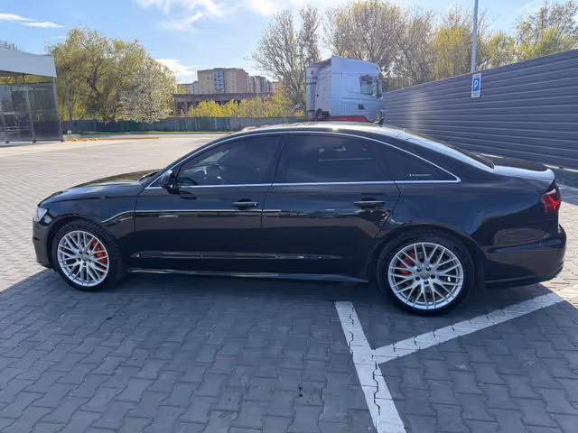 Audi A6 - фото 3
