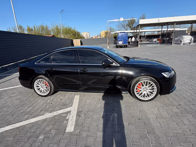 Audi A6 - фото 2