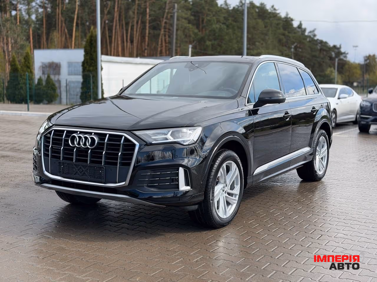 Audi Q7 - фото 1
