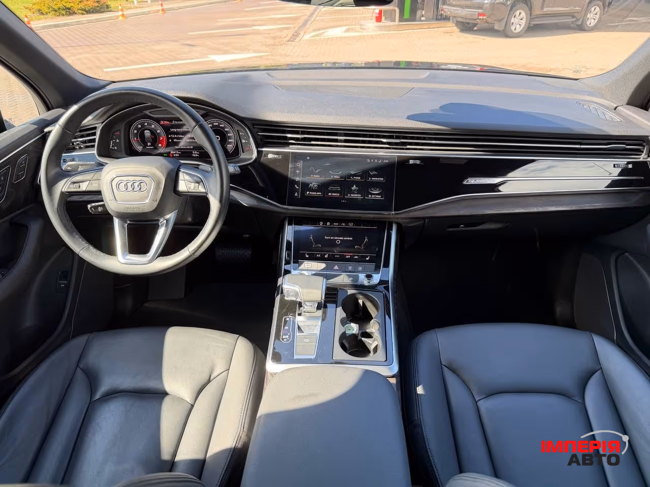Audi Q7 - фото 29