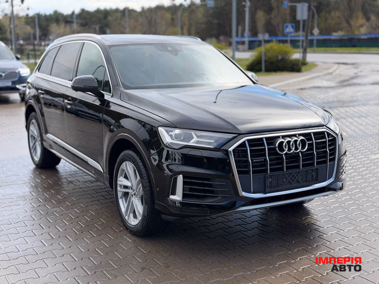 Audi Q7 - фото 9