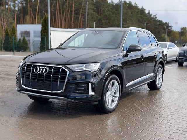 Audi Q7 - фото 1