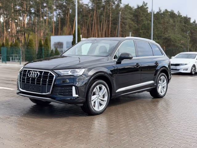 Audi Q7 - фото 3
