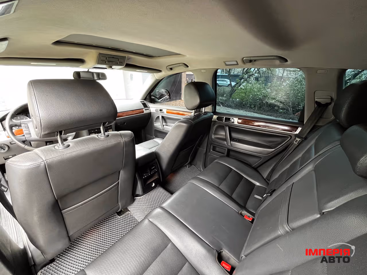 Volkswagen Touareg - фото 19