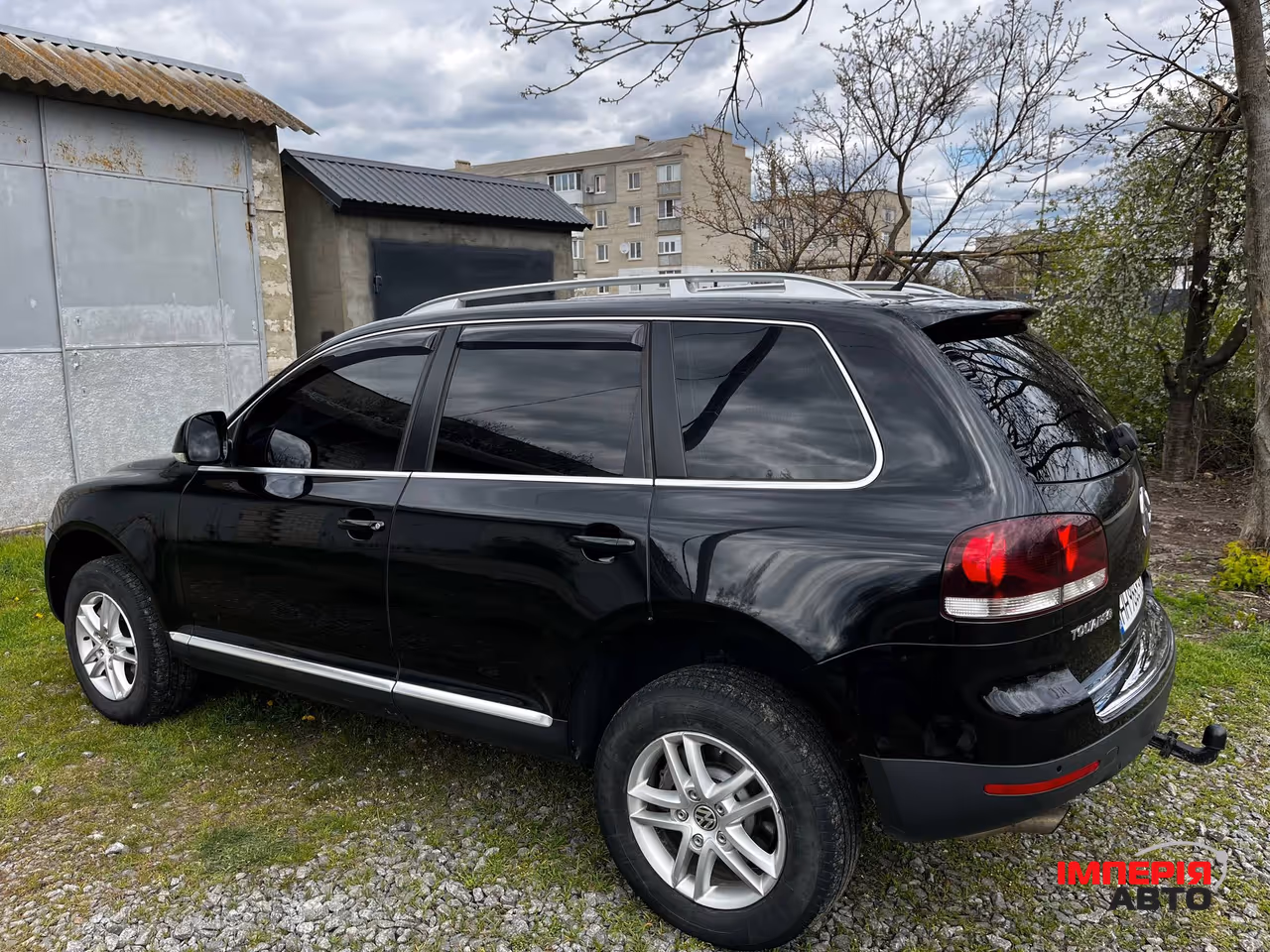 Volkswagen Touareg - фото 8