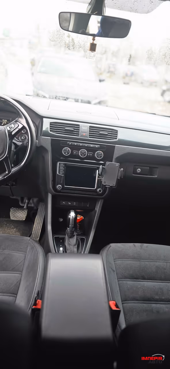 Volkswagen Caddy - фото 12