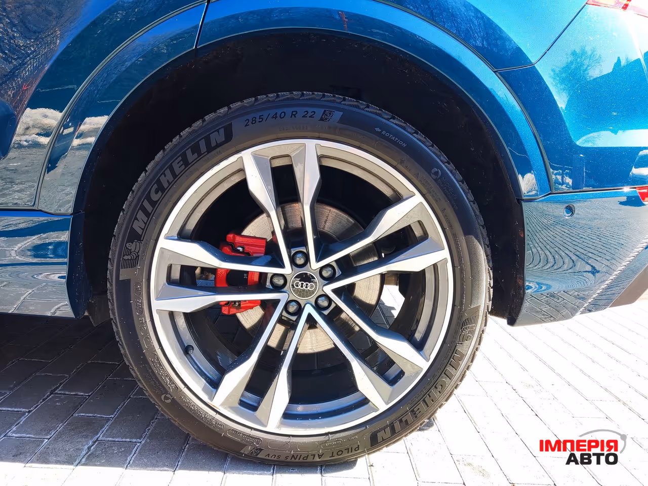Audi SQ8 - фото 8
