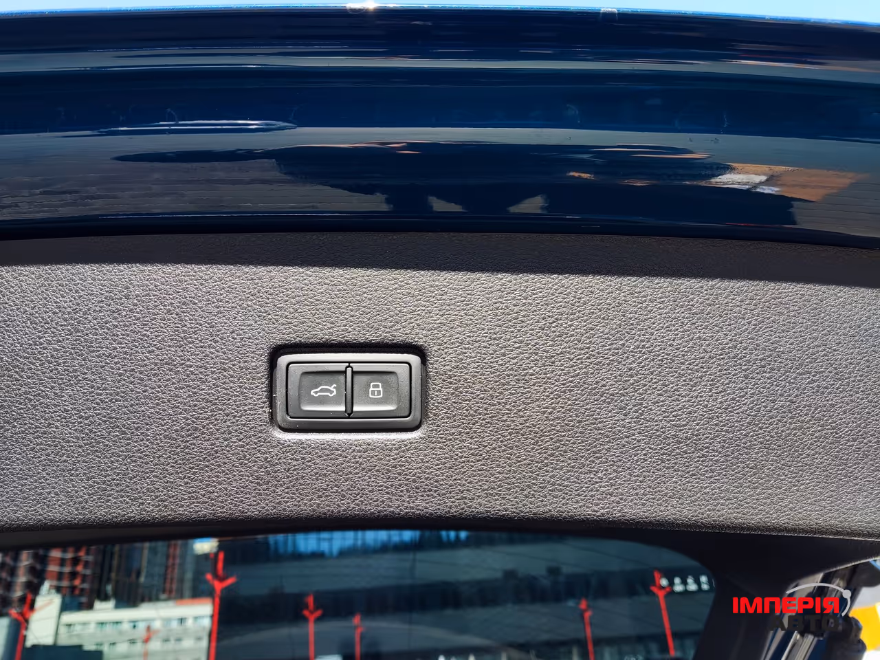 Audi SQ8 - фото 17