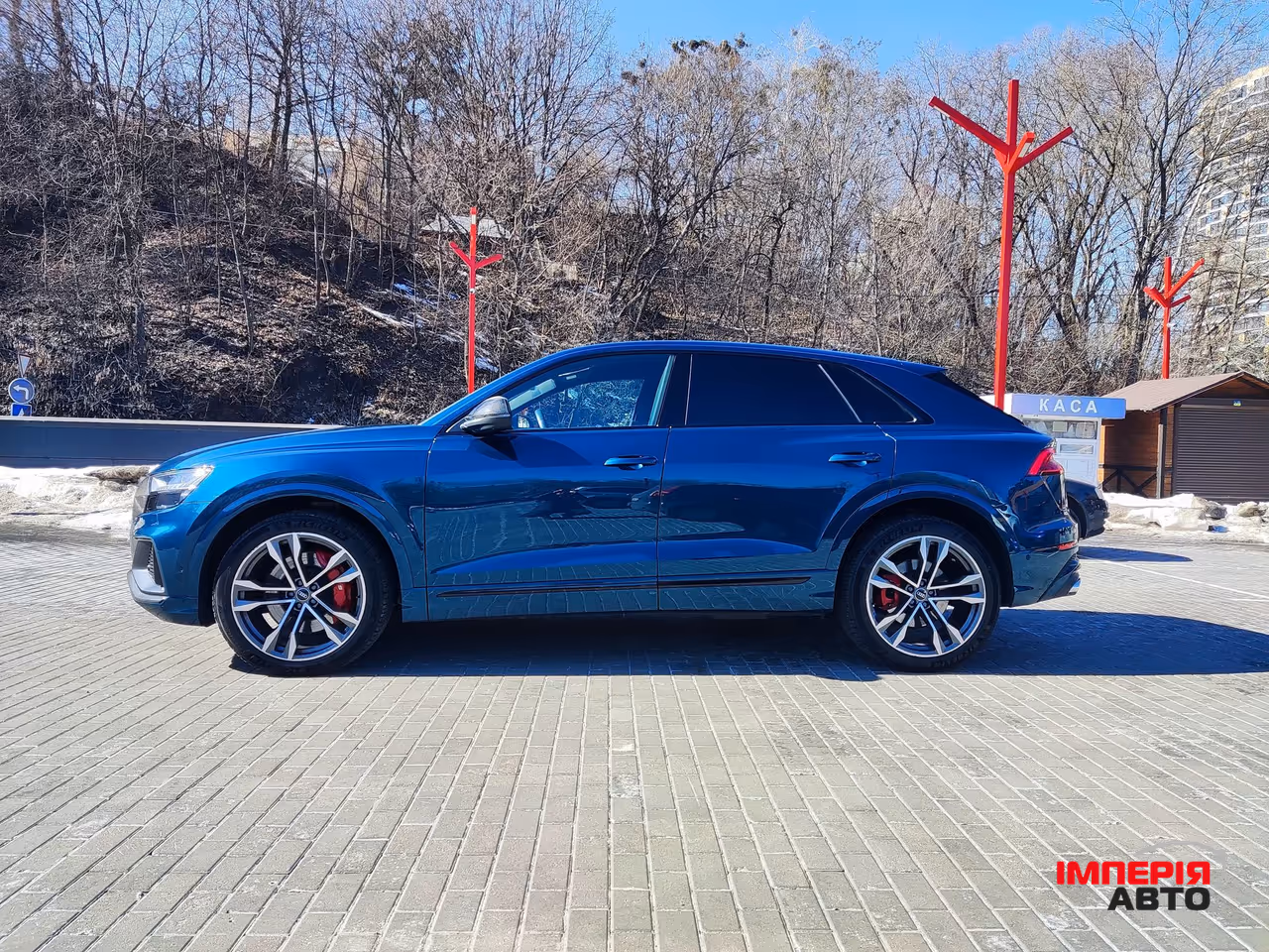 Audi SQ8 - фото 7