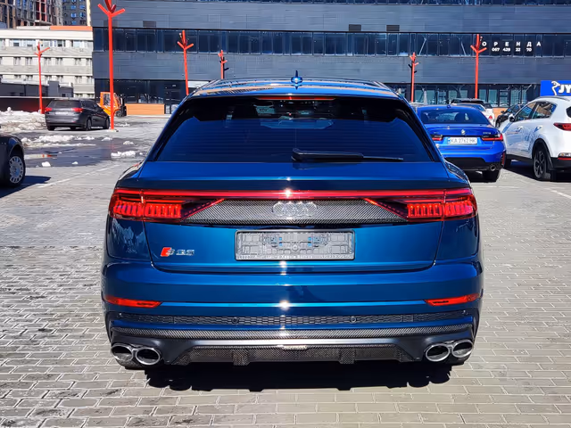 Audi SQ8 - фото 5