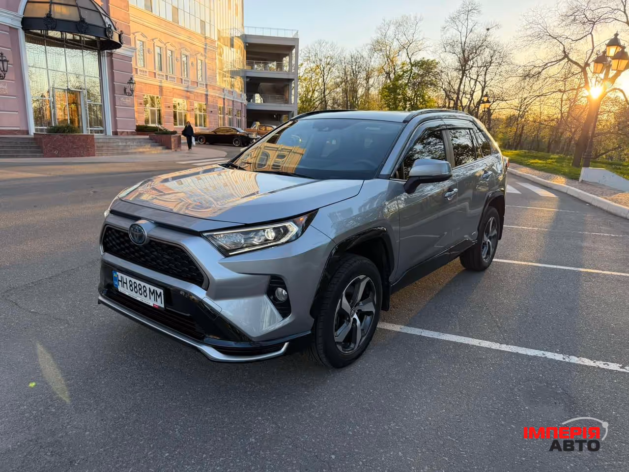 Toyota RAV4 - фото 16