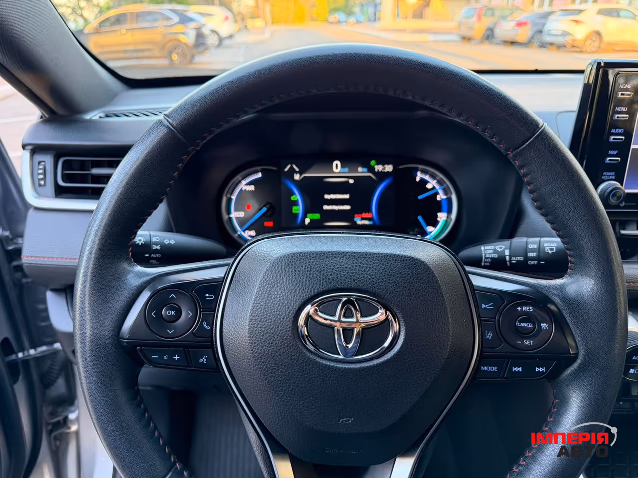 Toyota RAV4 - фото 38