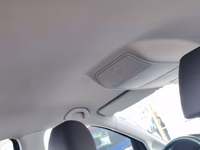 Volkswagen Touran - фото 4