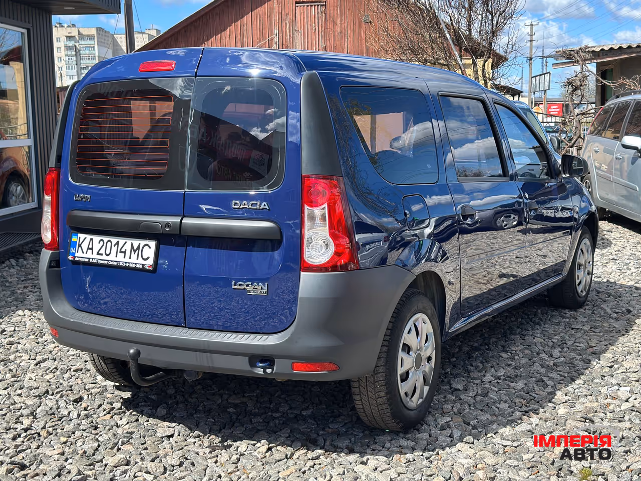 Dacia Logan - фото 11