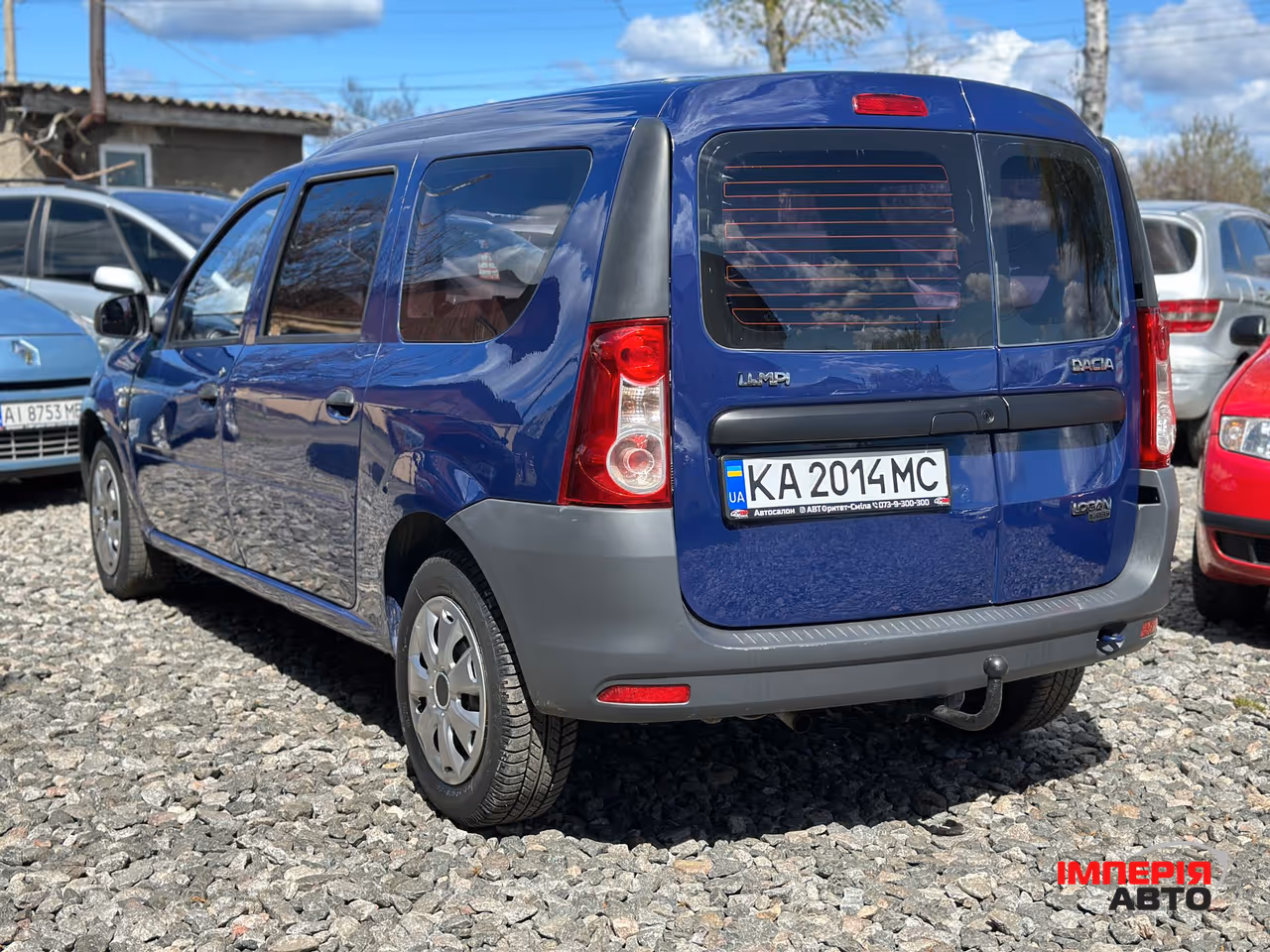 Dacia Logan - фото 9
