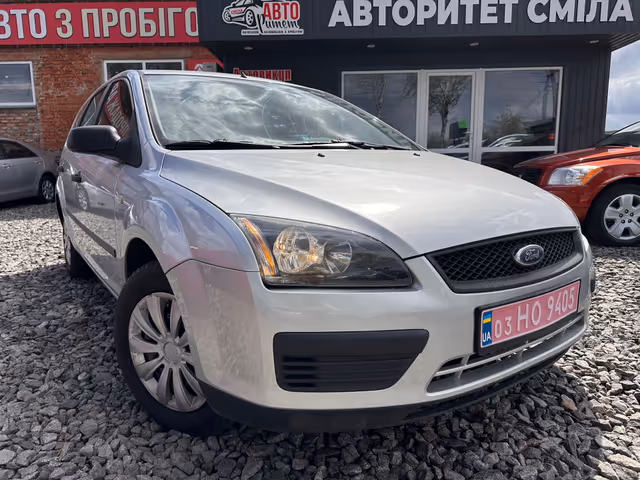 Ford Focus ST - фото 1