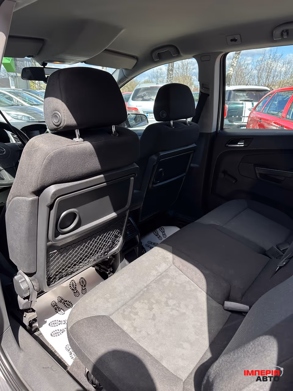 Opel Zafira - фото 7