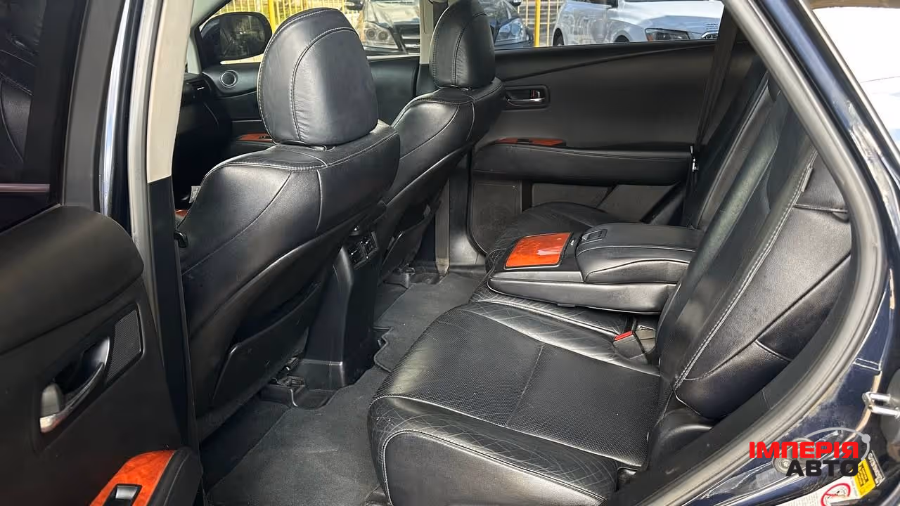 Lexus RX - фото 6