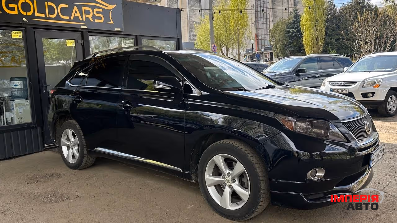Lexus RX - фото 10