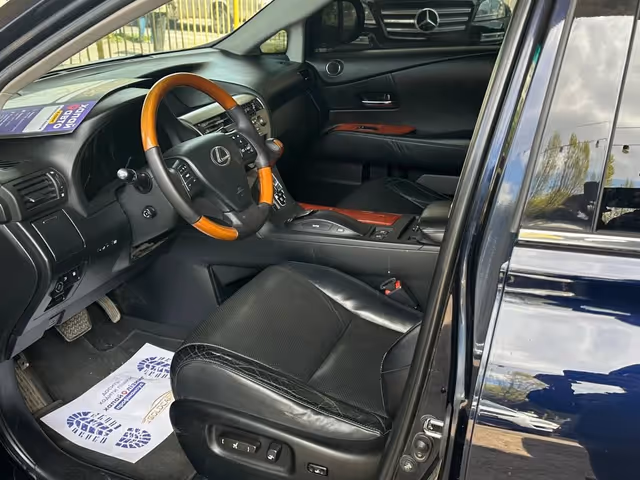 Lexus RX - фото 5